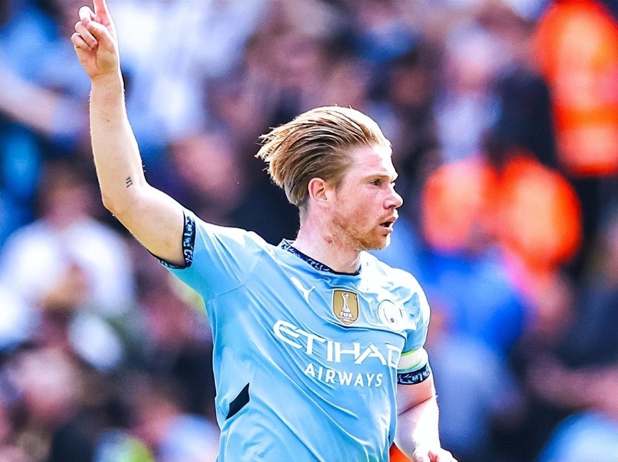 开云体育-德布劳内连续十场比赛得分超过战术调整，G2不断突破！